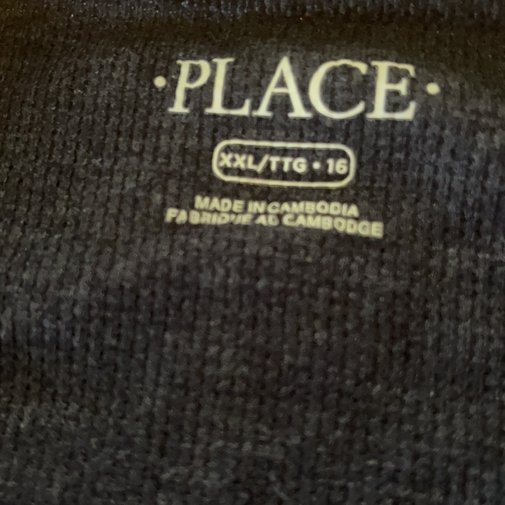 Used boys shirt size XXL - Picture 4 of 9
